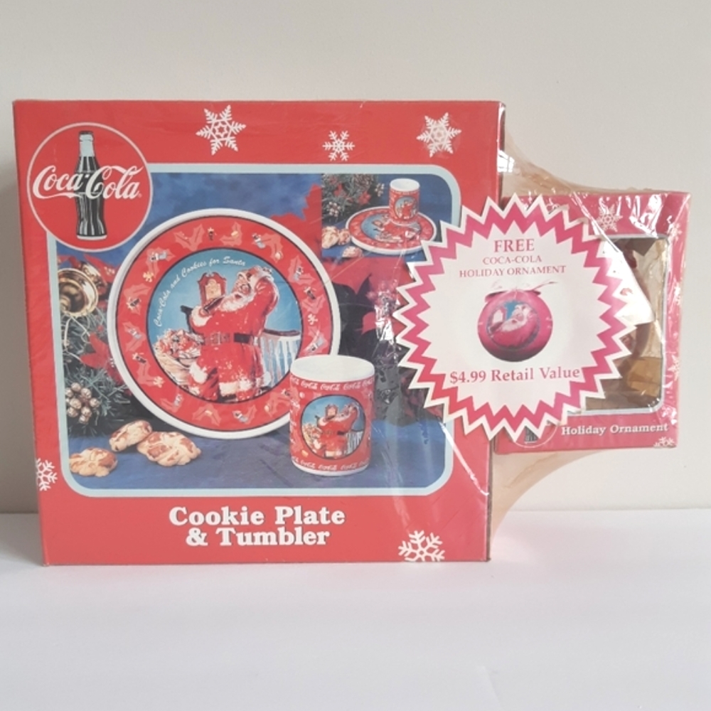 Coca-Cola cookie plate and tumbler with free ornament